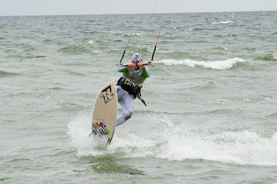 В Зеленоградске определили лучших кайтсерферов