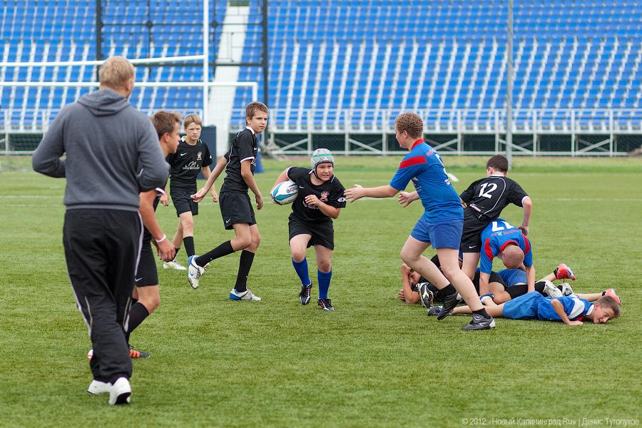«Битва за овал»: фоторепортаж с международного турнира по регби