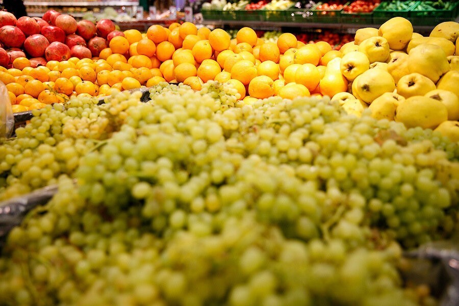 Правительство РФ ужесточило правила ввоза в страну фруктов и цветов