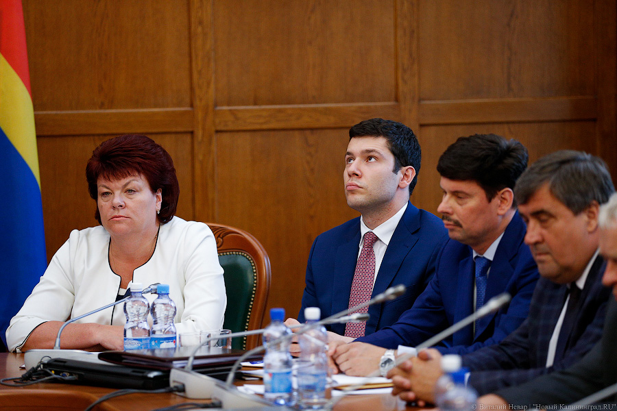 Зиничев произвёл первые структурные изменения в правительстве