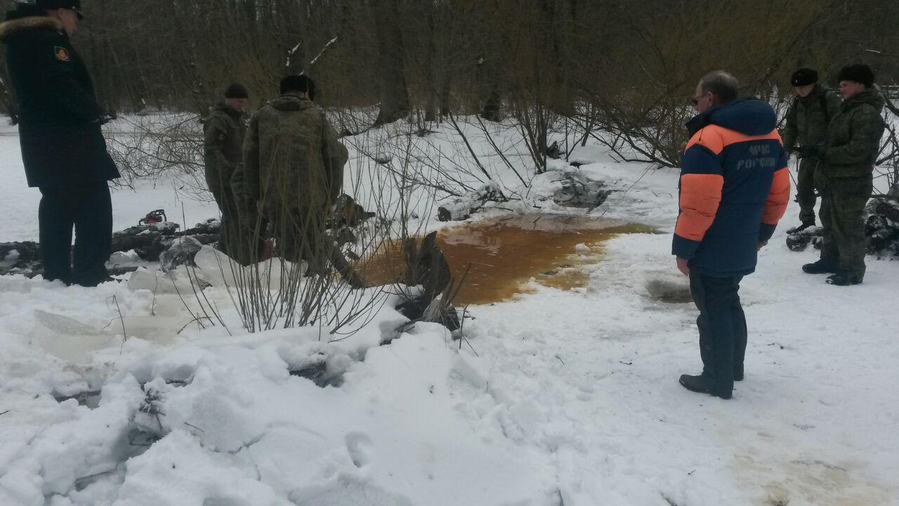«Масштабная экокатастрофа»: что известно о разливе нефтепродуктов в Переславском