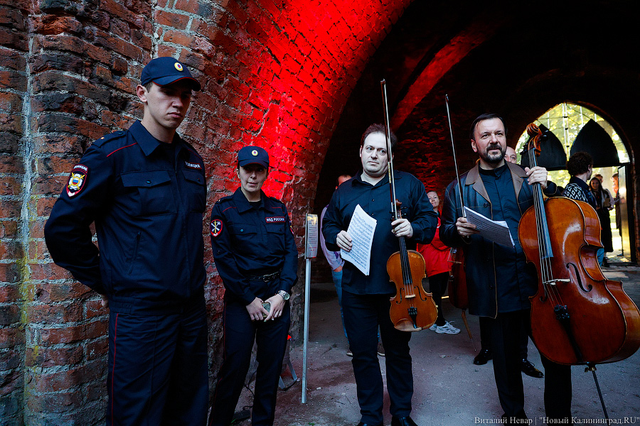 Музыкальное приношение: концерт в руинах кирхи Святого Якоба в фотографиях (фото)