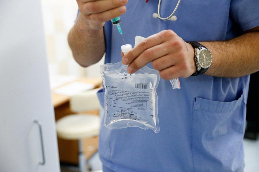 В Польше рассчитывают провести массовую вакцинацию от COVID в начале 2021 года