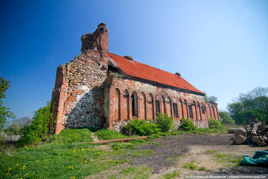 Маслов: финансирование работ по сохранению 10 кирх и замков должен одобрить Патриарх