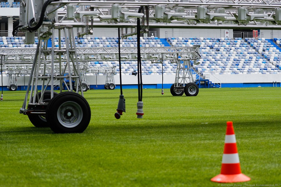 Дьявол в деталях: делегация ФИФА проинспектировала «Стадион Калининград»