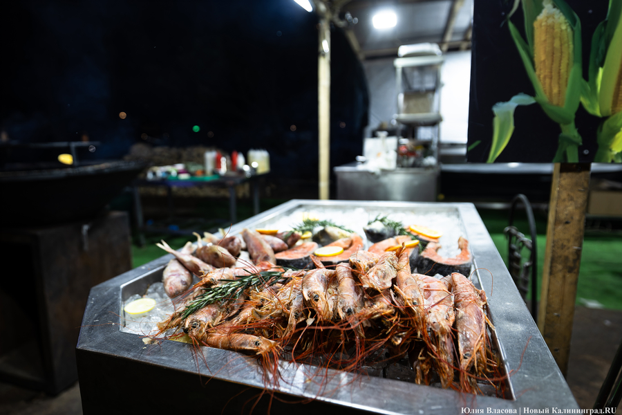 Новогодний вайб на острове Канта: как проходит праздничная ярмарка в Калининграде (фото)