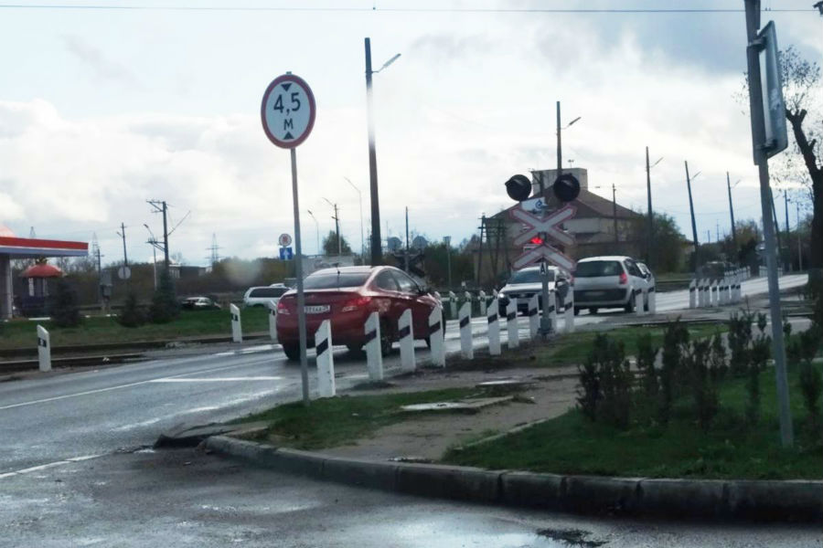 Власти Зеленоградска изменили схему движения на въезде в город