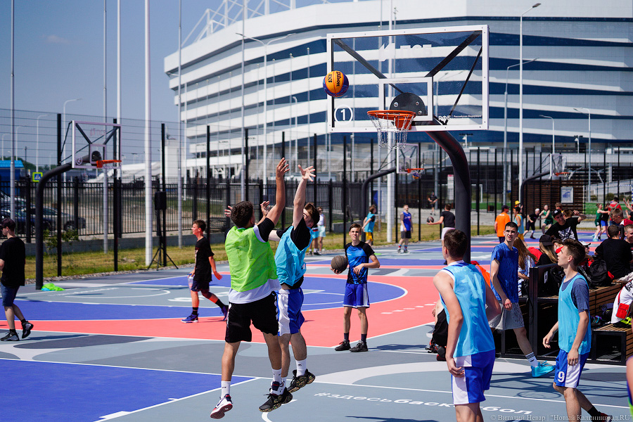Семь кортов и воркаут: у стадиона «Калининград» открыли Центр уличного баскетбола (фото)