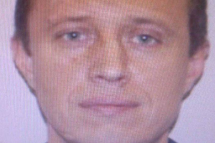 Полиция разыскивает подозреваемого в мошенничестве (фото)