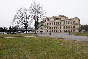 Застройщик участка у ДКМ: мы не только имеем право строить, но и обязаны