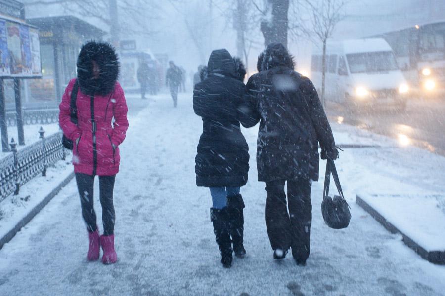 Засыпало: ураган «Ксавьер» принес в Калининград зиму