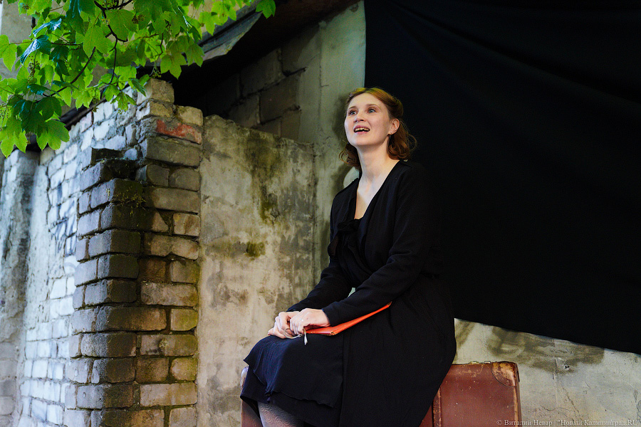 Повороты истории и улиц: как устроен спектакль-прогулка по району «Кронпринца» (фото)