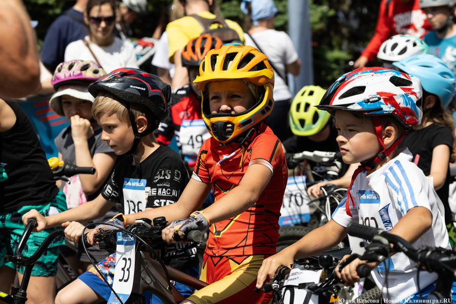 «Море положительных эмоций»: в Калининграде прошёл велопарад «День колеса» (фото)