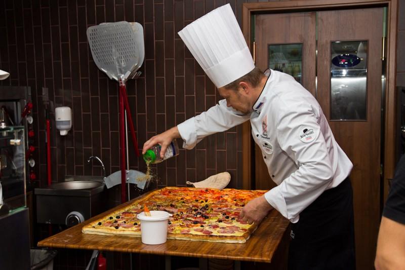 Торжественное открытие новой пиццерии «Дон Ченто» на Красной!