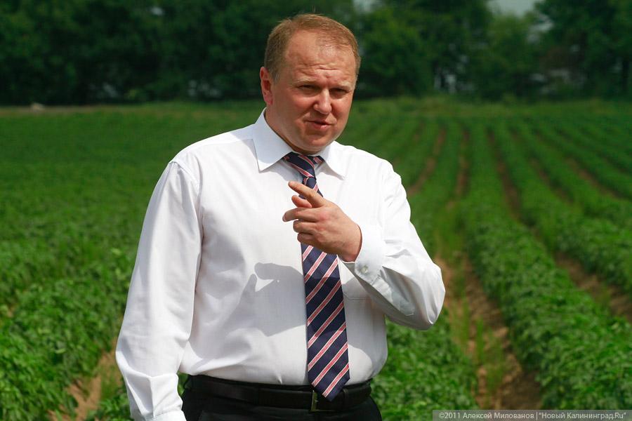 9 июня 2011: Цуканов на картошке