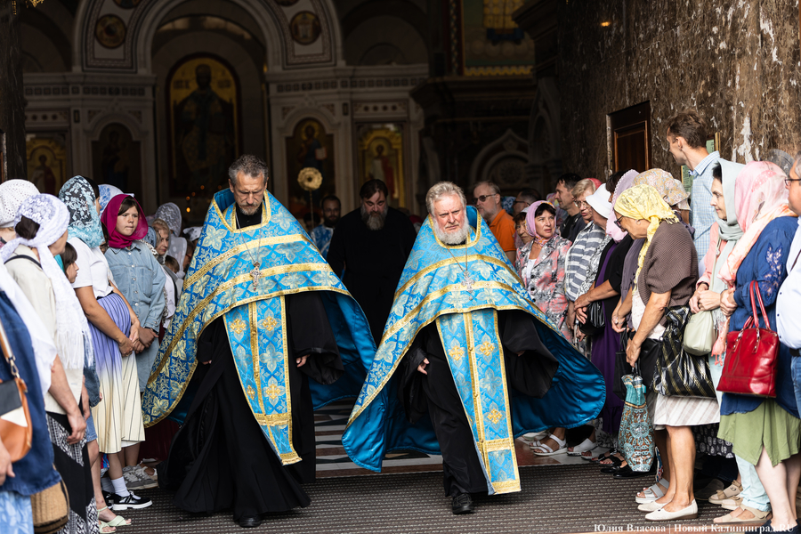 В Калининграде отслужили молебен в честь Казанской иконы Божией Матери (фото)