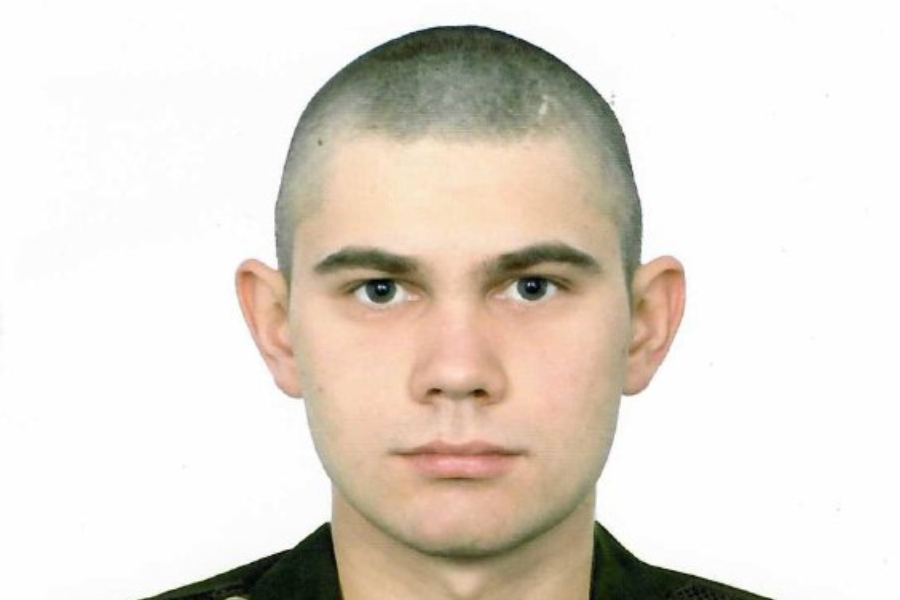 В Гусеве объявили в розыск контрактника, сбежавшего от следствия (фото)