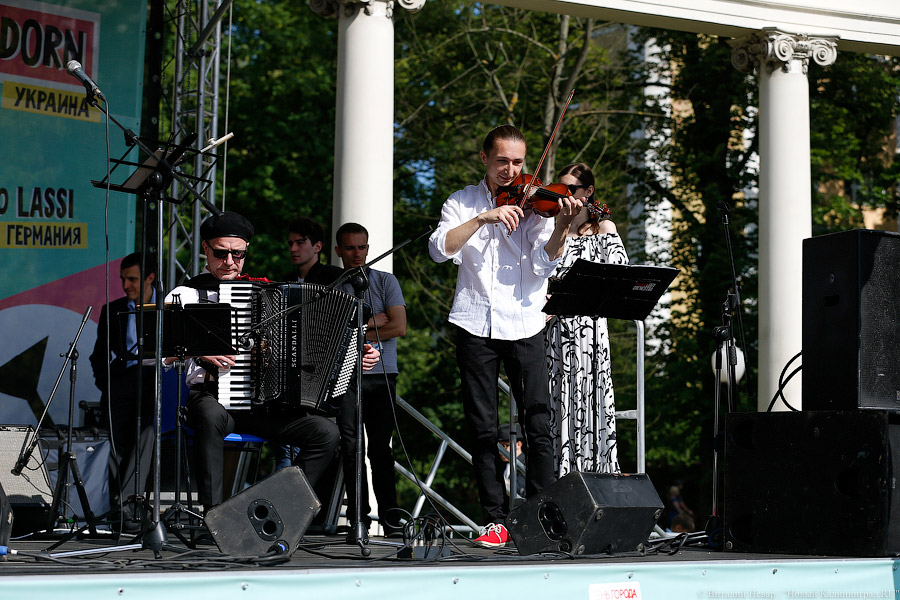 Одним джазом: как калининградцы слушали и танцевали на «Джаз-фонтане»