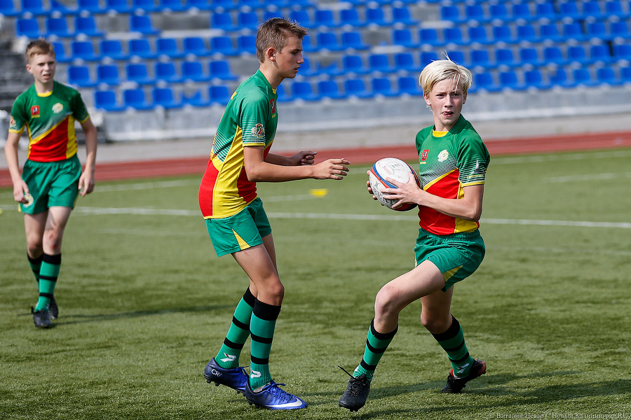 С овальным мячом: как в Калининграде прошёл турнир по регби (фото)