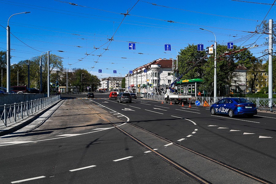 Конец мучений и брусчатки: Киевскую полностью открыли после ремонта (фото)