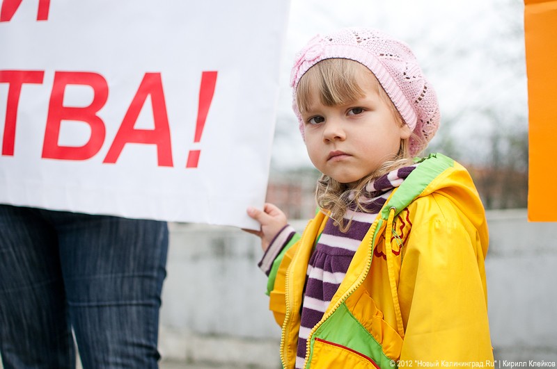 «100 лампадок в память о маленьком Сереже»: фоторепортаж