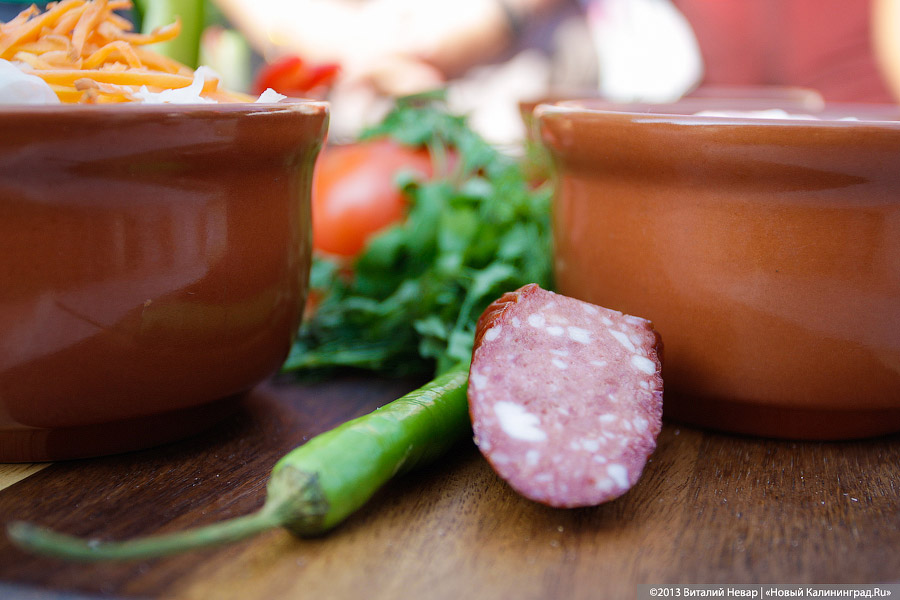 Колбасы, колбасы Сан Санычу: как выглядели рестораны на «Территории мира»