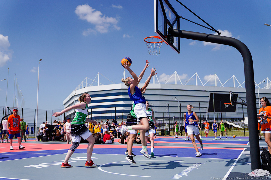 Семь кортов и воркаут: у стадиона «Калининград» открыли Центр уличного баскетбола (фото)