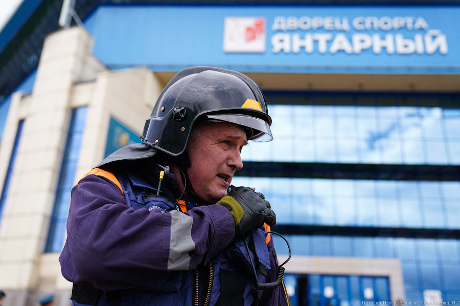 «Сложная архитектура»: как пожарные тренируются перед ЧМ-2022 по волейболу (фото)