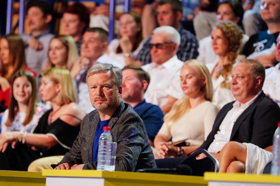 Rauschen girls: о чём шутили на «Голосящем КиВиНе» в Светлогорске (фото)