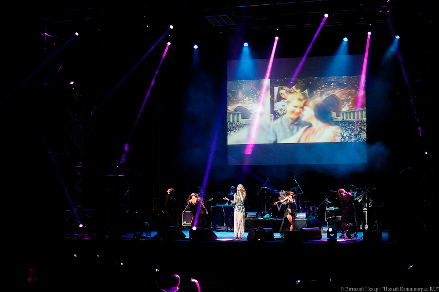 С любовью из Киева: как прошел первый калининградский концерт Веры Брежневой