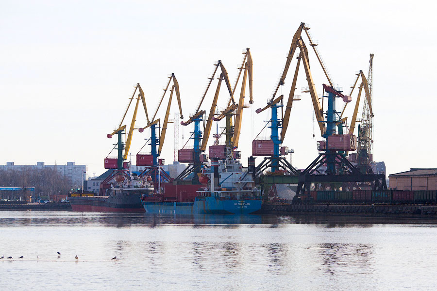 Судья заявила самоотвод по делу о продаже акций Калининградского торгового порта