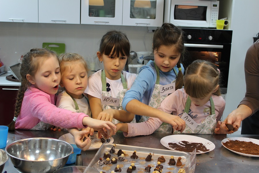 Устроим вкусный детский праздник в кулинарной студии «Bake my day»