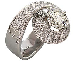 В Калининграде продают кольцо стоимостью в четверть миллиона