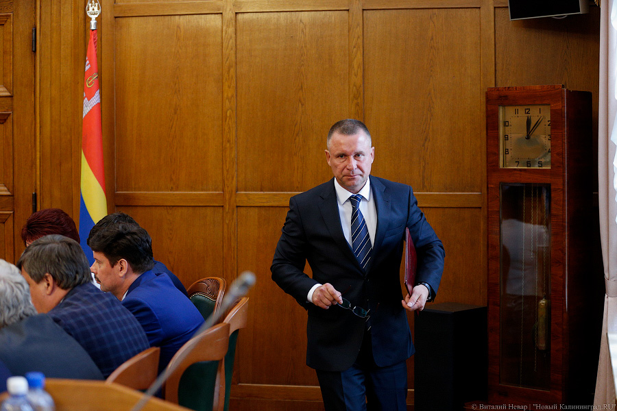 В Москве открыли памятник погибшему экс-губернатору Калининградской области Зиничеву (видео)