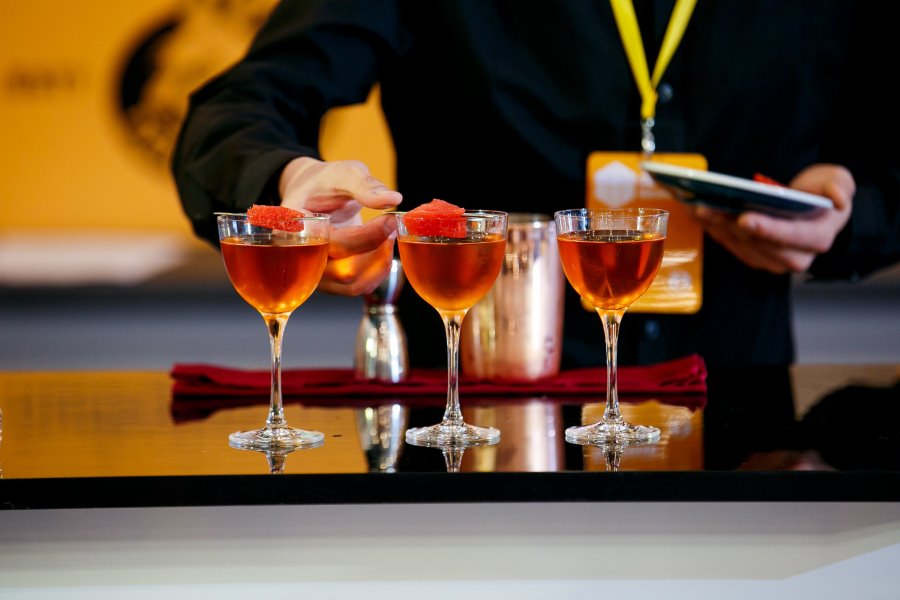 В Калининграде выбрали лучшего представителя барного мастерства