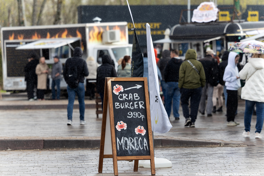 И рыба, и мясо: в Зеленоградске открылся гастрономический «Фиштиваль» (фото)