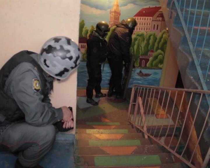 В Калининграде 40-летний мужчина ранил свою сожительницу из карабина времен ВОВ (фото)