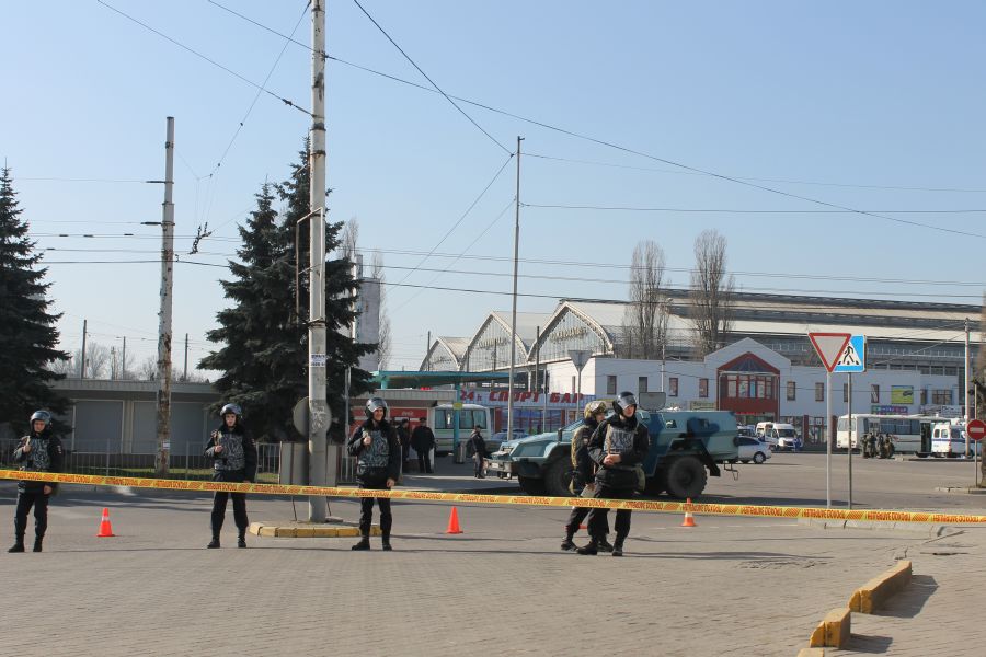 «Зеленые человечки» в Калининграде: автовокзал перекрыт из-за учений (фото)