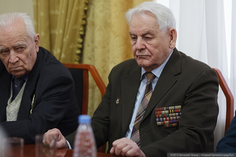 «Важно, чтобы помнили»: Александр Ярошук на встрече с участниками Сталинградской битвы