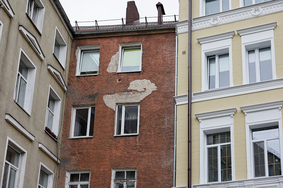 По пути к Кройц-аптеке: на пересечении Фрунзе и Ярославской отремонтировали здание XIX века (фото)