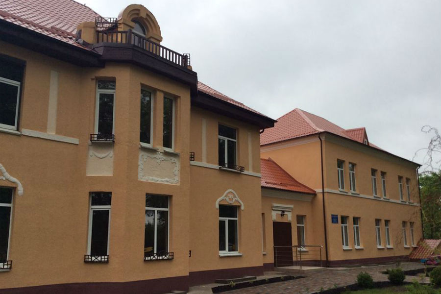 В Знаменске из-за подтопления цокольного этажа временно приостановил работу детсад