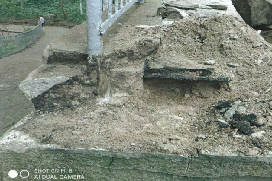 Полуаварийное состояние: в Светлогорске опять объявили торги на проект капремонта «серпантина» (фото)