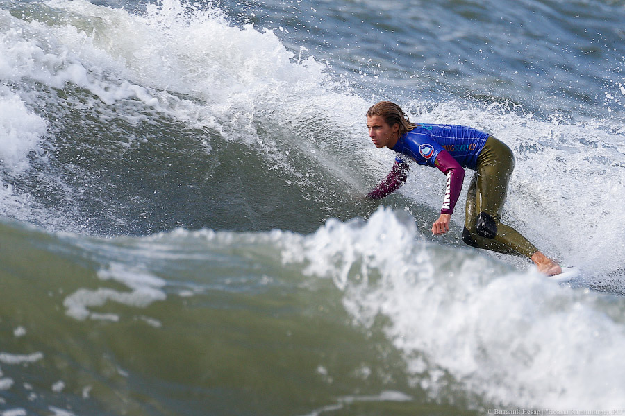 На волне «профи»: фоторепортаж с Чемпионата по серфингу в Зеленоградске