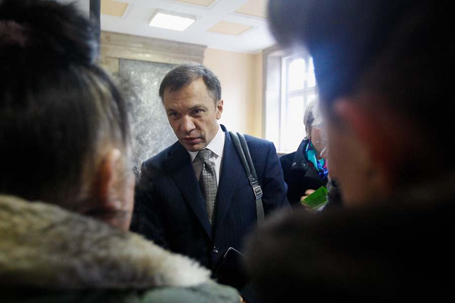 «Нам сказали, что мы воры!»: как вкладчики «Инвестбанка» правды в правительстве искали