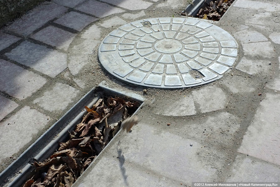 «Могила плитки»: набережная Верхнего озера после зимы