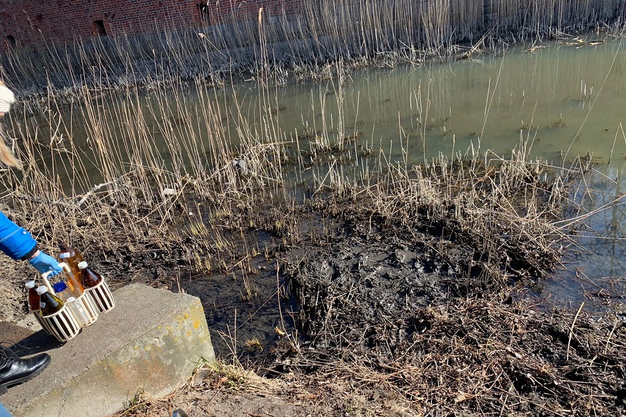 В Балтийске спортклуб оштрафовали за сброс неочищенных стоков в ров крепости Пиллау (фото)