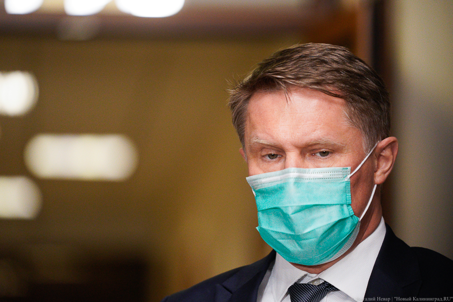 Мурашко: первые серии вакцины «Спутник Лайт» поступили в гражданский оборот