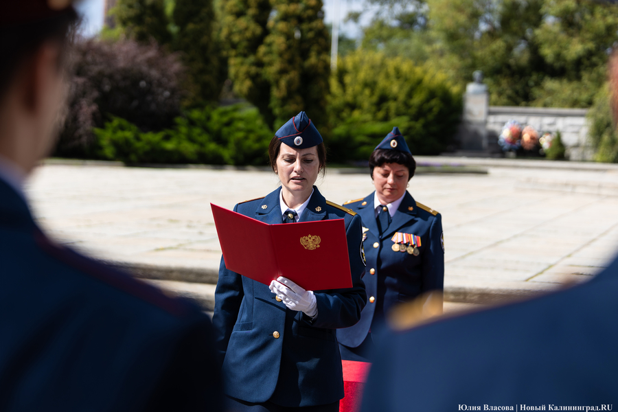 «Задача по охране мирных граждан»: как офицеры УФСИН принимали присягу (фото)