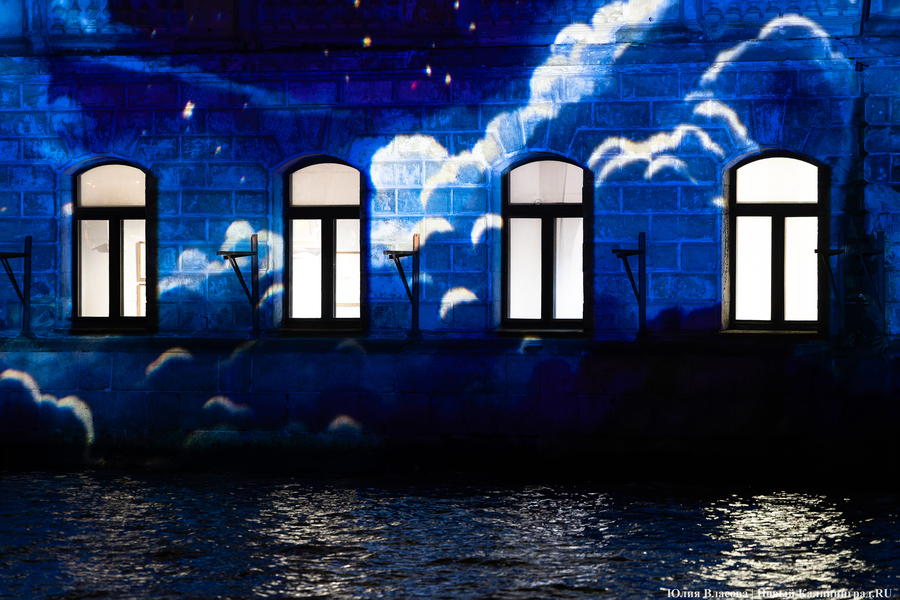 Магия синего: как выглядит видеомэппинг на Музее изобразительных искусств (фото)