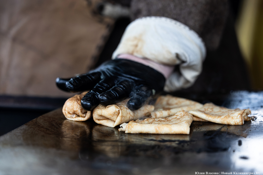 Блины, пляски и огонь: как отпраздновали Масленицу в поселении викингов «Кауп»